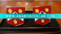 cufflink or tie clip