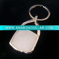 Wholesale fashion alloy keychain