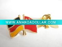 Wholesale National flag badge made by zinc alloy for cooperation promotion