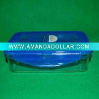 Plastic fresh-keeping container
