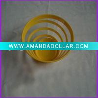small plastic salad bowl