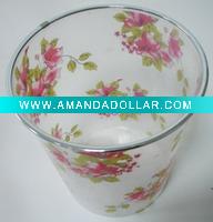 plastic dustbin,garbage can,trashbin,ashbin