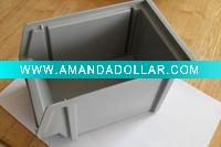 Plastic parts box