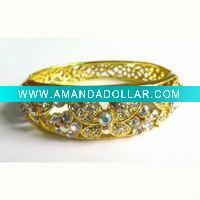 Golden Fashion Bangle