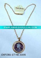 fashion necklace