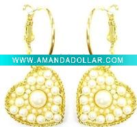 heart design dangle earring golden