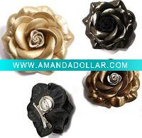 elegance floral design brooch