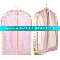 garment bag with pockets