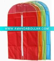 garment bag with pockets