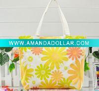 Wholesale 2011 lastest fashion nice beautiful girls Lady bag