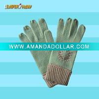 Fashion knitted glove