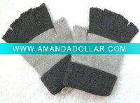 Knitted wool winter gloves