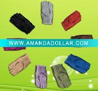 Wholesale fashion knitted gloves