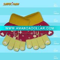 New design knitted glove