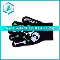 Wholesale Fashionable black and white sports horrible style glove
