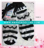 knit glove