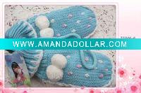 knit glove