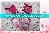 knit glove