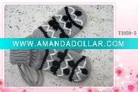 knit glove