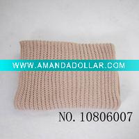 Warm knitting scarf
