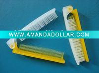 Folding comb