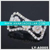 Wholesale 2011 Trendy rhinestone hair clip