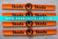 Slap bracelet