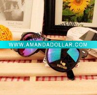 Wholesale [ July 2010 ] Injection sunglass metal part Model:Q037
