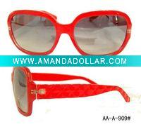 Wholesale fashion plastic frame sunglasses