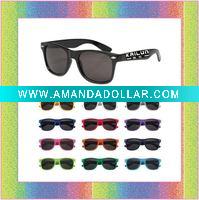 Wholesale 2011 most popular designer plastic sun glasses
