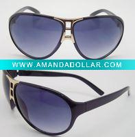 Wholesale 2011 newest fashion women sunglass-FDA certified D12111052