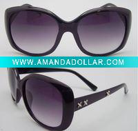 Wholesale 2011 fashion plastic sunglass,designer sunglass,promotion sunglass D12111059