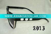 Wholesale fashion plastic sunglases