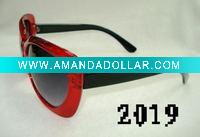 Wholesale fashion plastic sunglases
