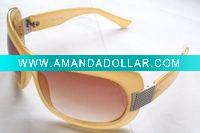 Wholesale fashion plastic sunglases