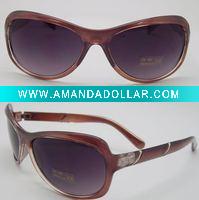 Wholesale 2011 newest designer plastic sunglass D12111040