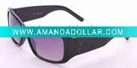 Popular fashion sunglasses collection display