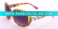 Popular fashion sunglasses collection display