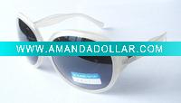 Wholesale plastic sunglasses