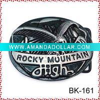 metal belt buckle