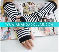 Wool gloves