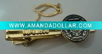 Wholesale men's metal tie clip with badge