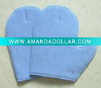 microfiber glass cleaning mitten