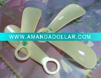 shoe horn