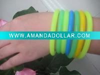 2011 popular beautiful silicone bracelet