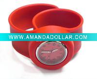 2011 fashion style sport silicone slap watch