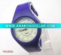 Wholesale 2011 new fashion sports silicone watch