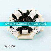 Elegant Clothing Decorated Brooch