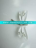 Wholesale handmade alloy brooches and pins