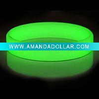 Wholesale Promotion silicon fashion glow in the dark fashion bracelet